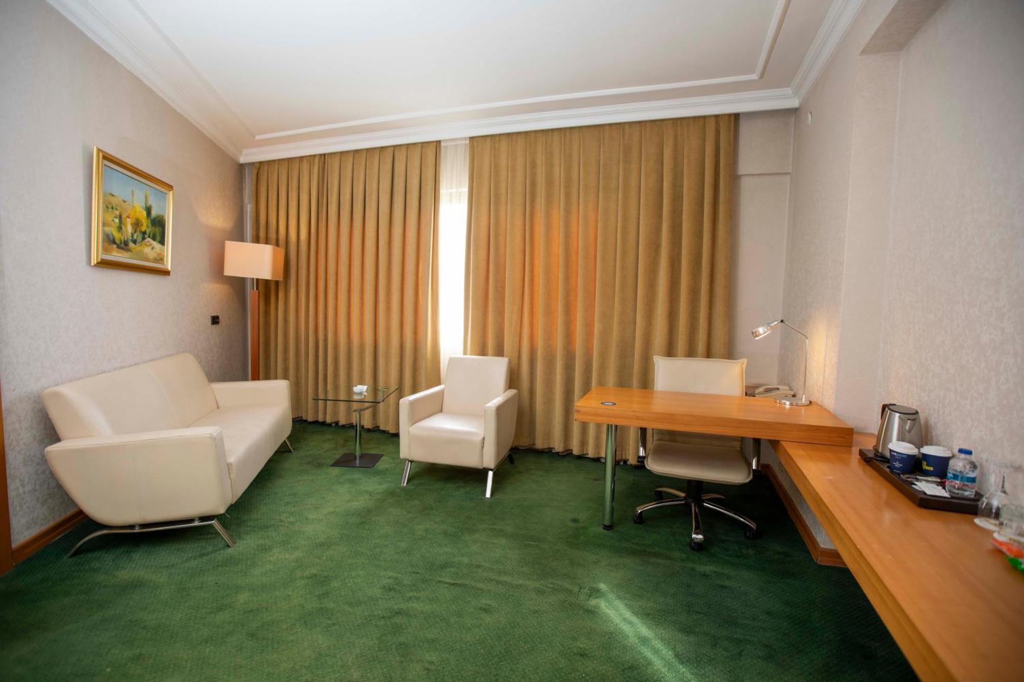 Anemon Grand Manisa Otel Kültér fotó