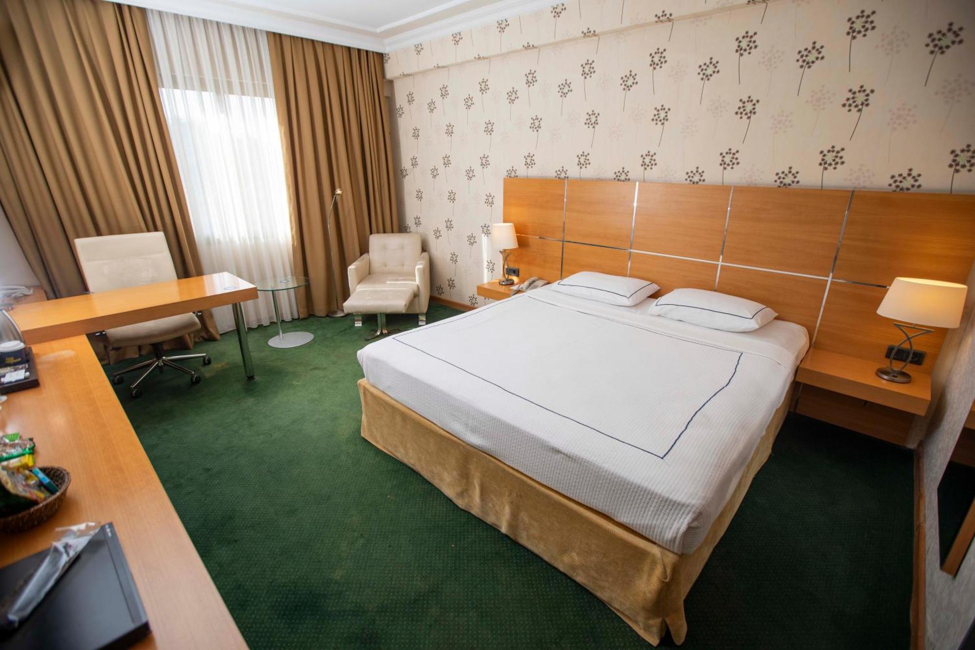 Anemon Grand Manisa Otel Kültér fotó